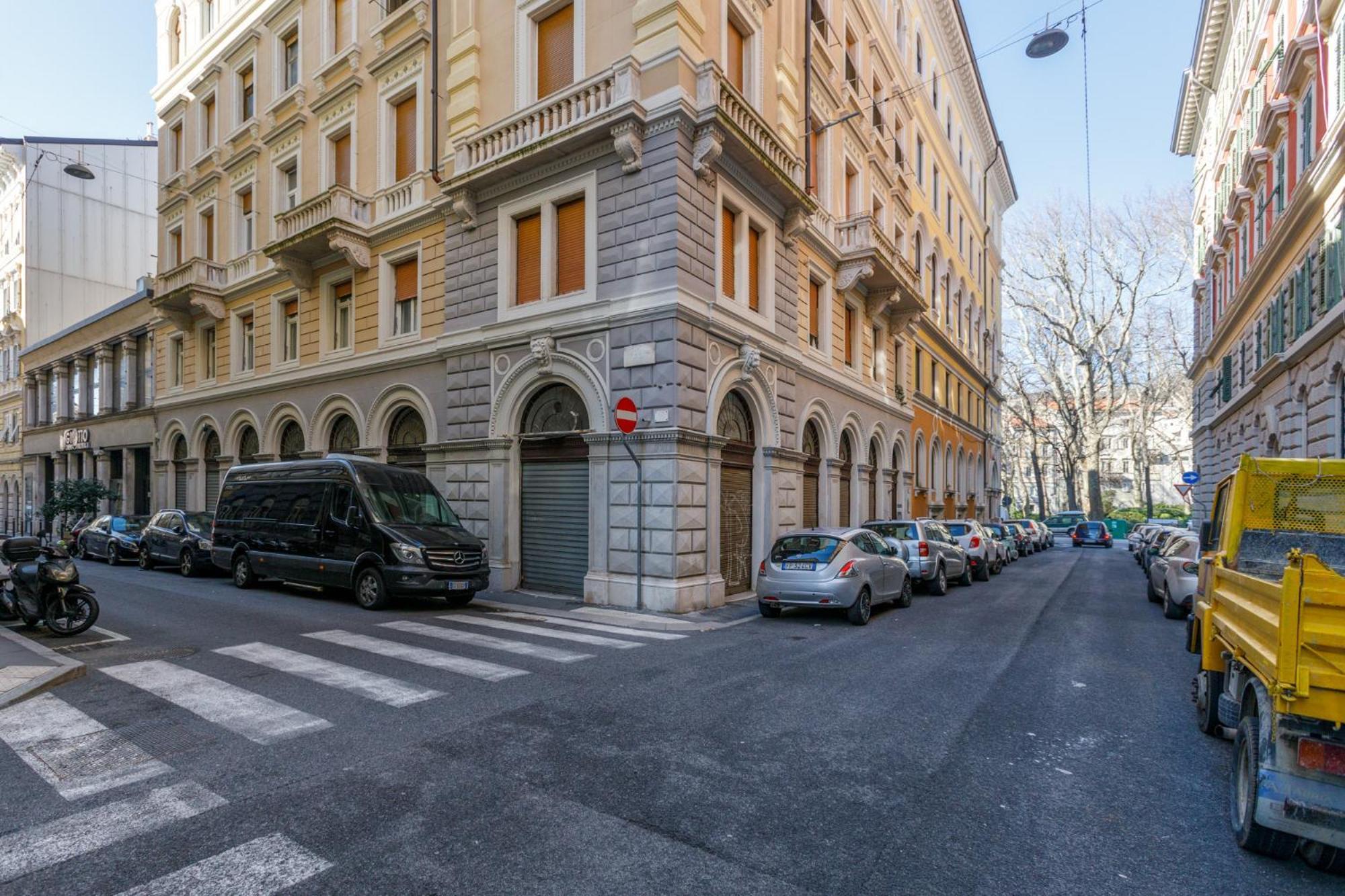 Central Trieste - Elegant City Stay エクステリア 写真