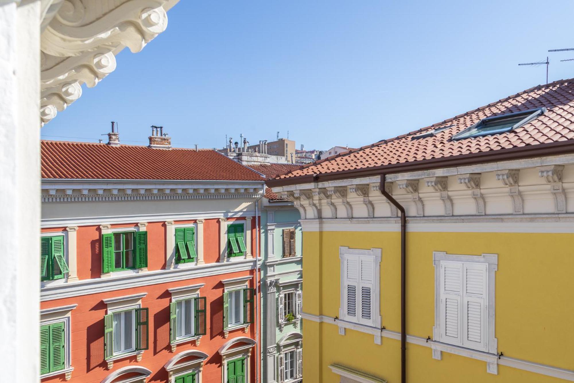 Central Trieste - Elegant City Stay エクステリア 写真